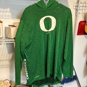 Lightly Worn! Men’s Nike Dri-Fit Oregon Ducks L/S Hooded Pullover, SZ: Large
